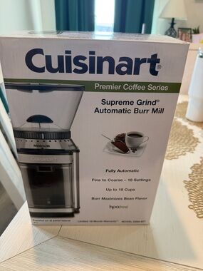 Cuisinart Supreme Grind Automatic Burr Mill - White and Silver